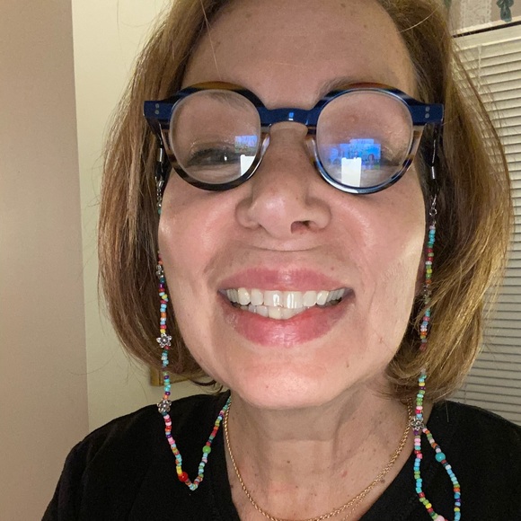 Meet your Posher, Amy - Picture 2 of 6